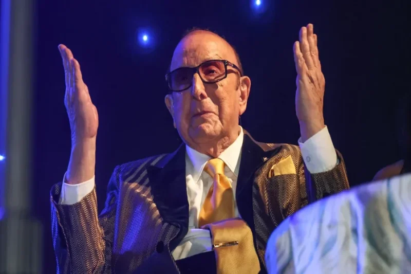 Clive Davis Net Worth: A Glimpse into His Success and Wealth