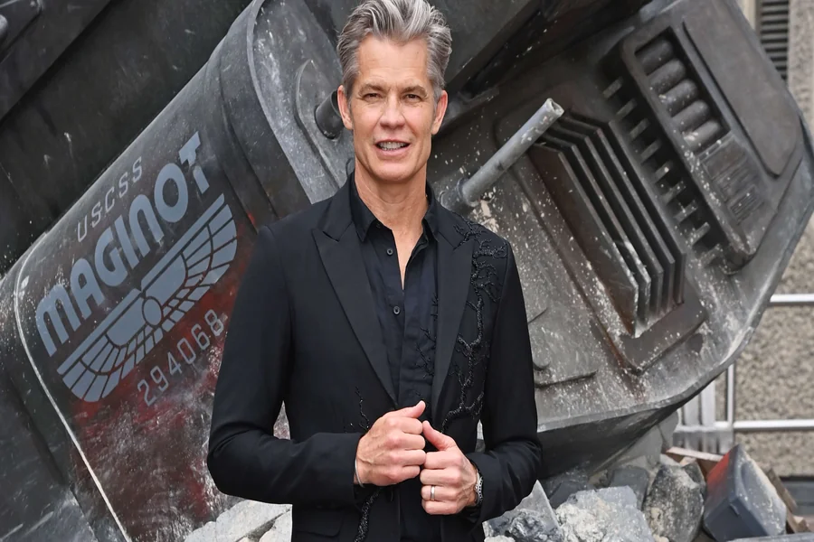 Timothy Olyphant Height