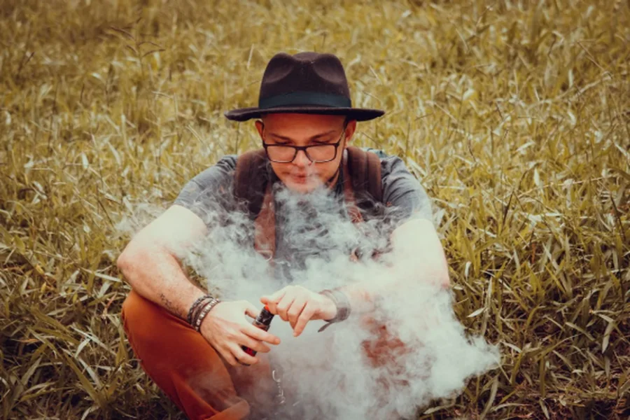 8 Reasons a CBD Vape Might Beat Your Afternoon Coffee Break
